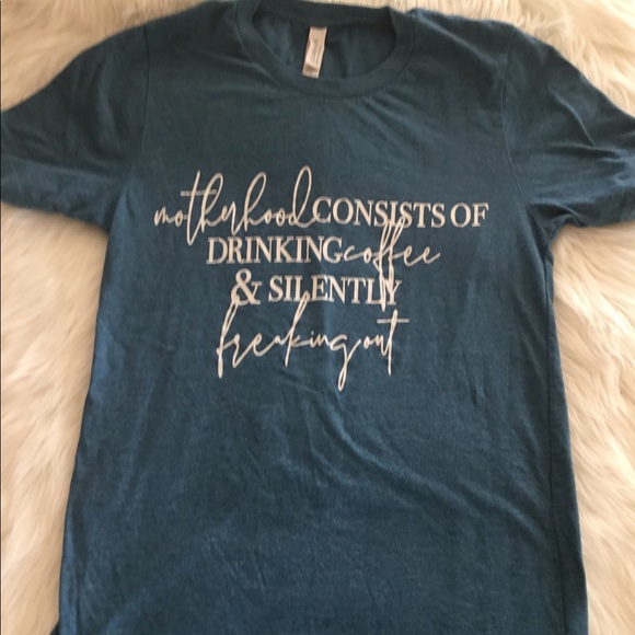 👚(bundle 4 items w/👚for $16) Motherhood T-shirt by Bella Canvas - Picture 1 of 8